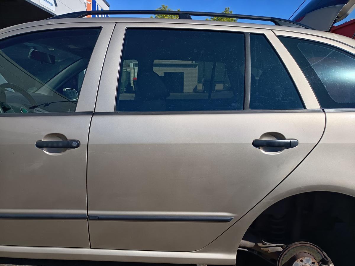 Skoda Fabia 6Y Kombi original T&uuml;r hinten links 9201 Sahara Beige Bj 2004