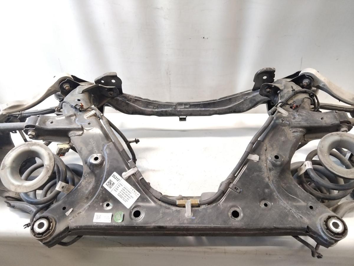 Tesla Model Y RWD original Hinterachse komplett mit Achsschenkeln BJ2023