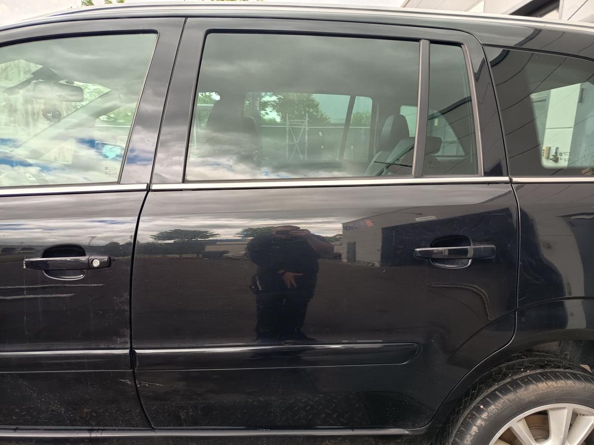 Opel Zafira B original T&uuml;r hinten links Z20R Saphirschwarz Baujahr 2011
