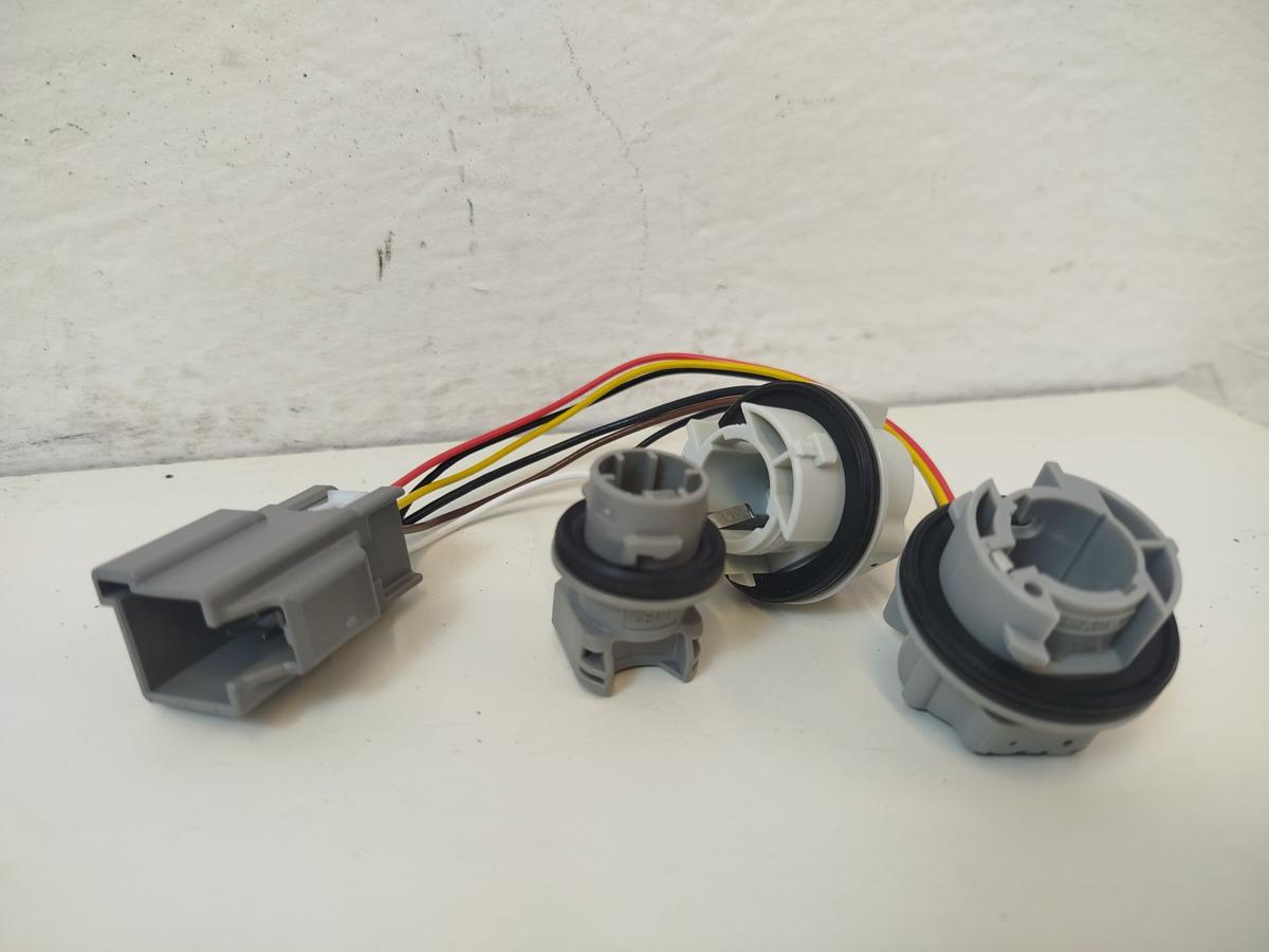 Ford Fiesta CCN MK6 Lampentr&auml;ger Lampenfassung hinten 2012-2019