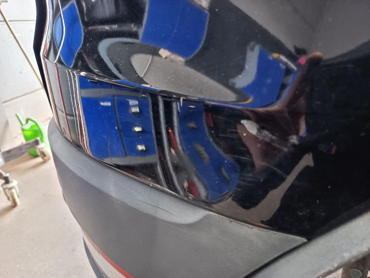 Ford Ecosport Mk2 original Sto&szlig;stange F&auml;nger hinten Heck Pantherschwarz Bj 2017
