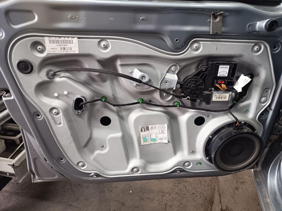 VW Touran 1T3 GP original Fensterheber mit Motor vorn links Fahrer Bj 2010