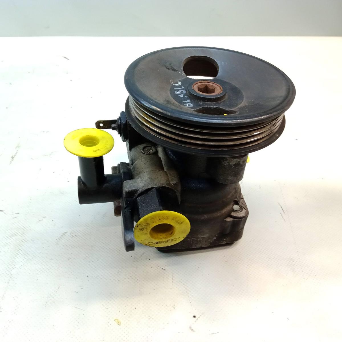 Kia Picanto 1 BA original Servopumpe 1.0 45kw G4HE BJ2007 5710007000