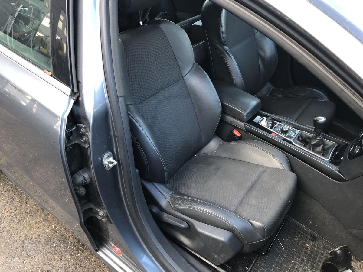 Peugeot 508 ND NE bis14 Sitz vorn rechts Beifahrersitz Teilleder OHNE Heizung