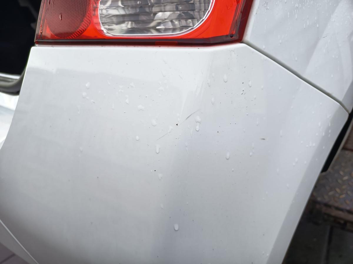 Renault Twingo II original Sto&szlig;stange F&auml;nger hinten Heck OV369 Arktiswei&szlig; Bj 09