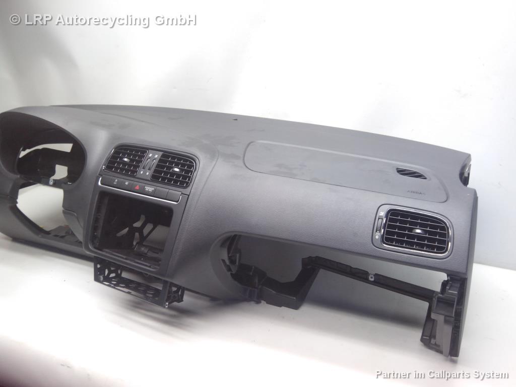 VW Polo 6R Armaturenbrett Schalttafel Cockpit BJ2010