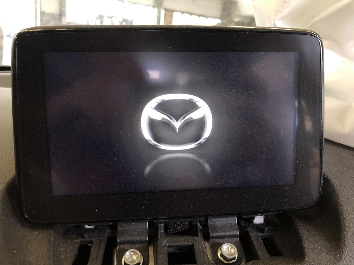 Mazda 2 Typ DJ Display Bildschirm Monitor Anzeige f&uuml;r Radio Navi OEM