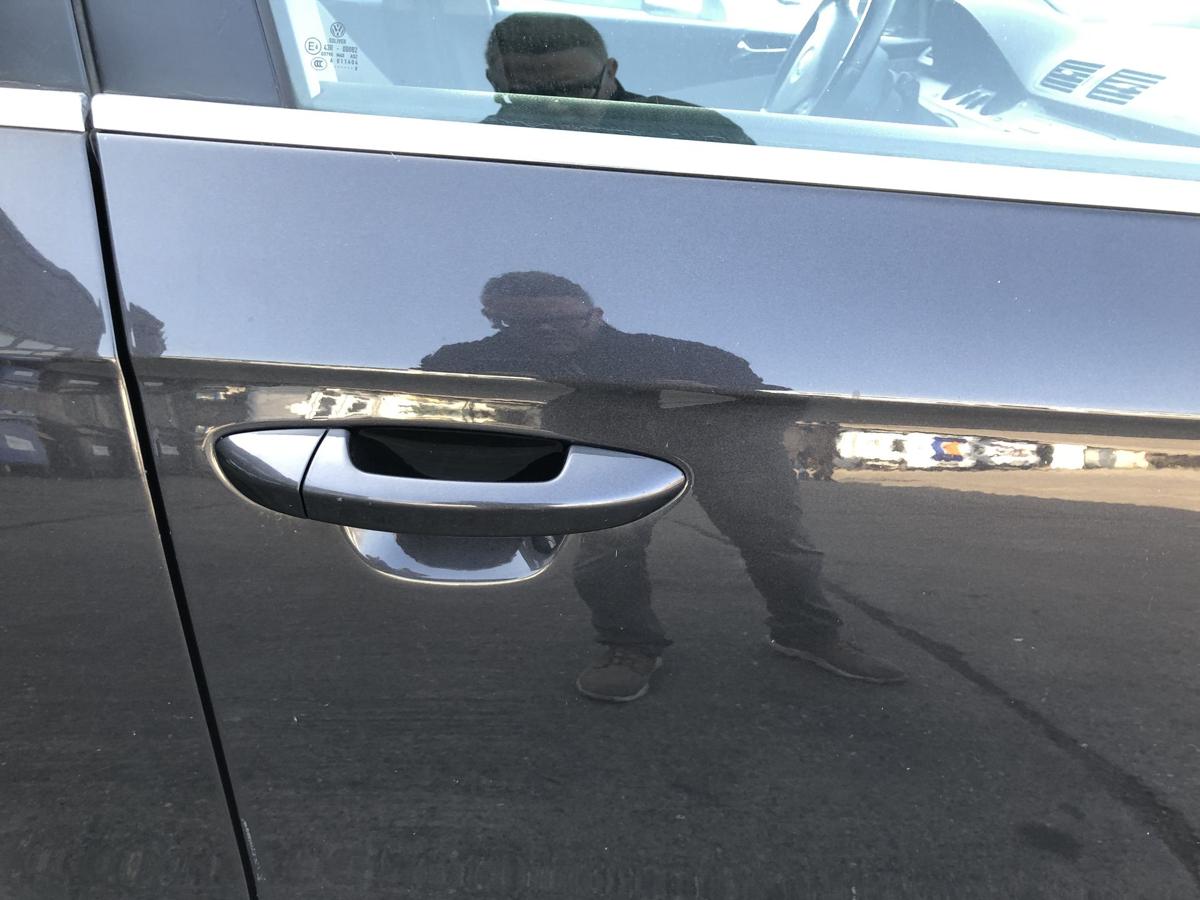 VW Passat 3C B6 Variant T&uuml;r vorn rechts Beifahrert&uuml;r im Rohbau LC8Z Moccabrown