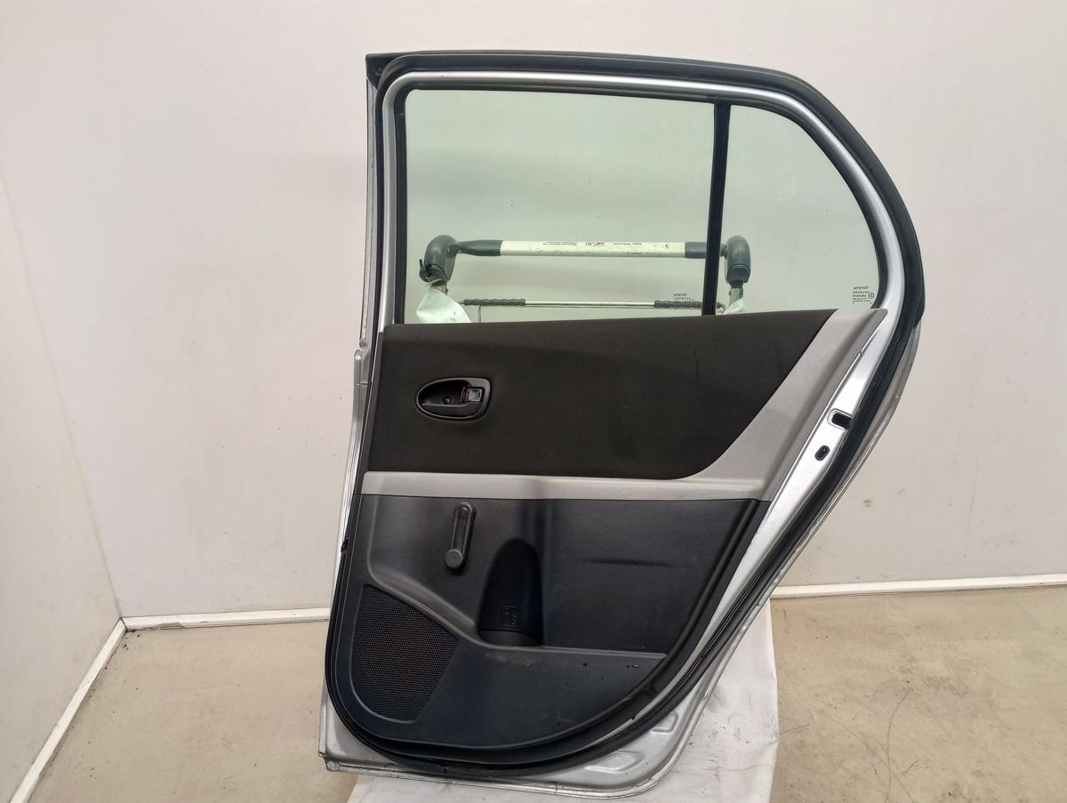 Toyota Yaris XP9 orig Tür hinten rechts 1E7 Silber Bj 2006