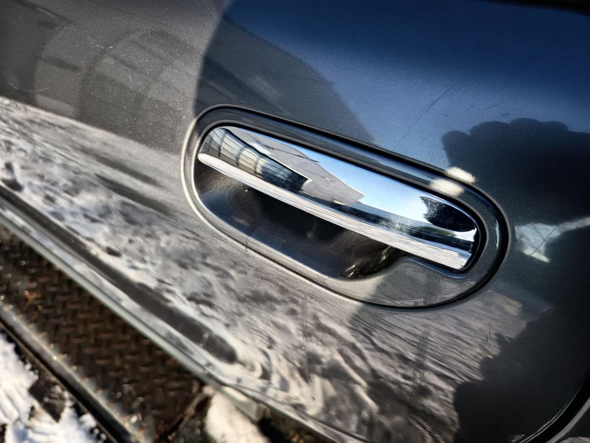 Volvo V40 original T&uuml;rgriff aussen hinten links Fond Chrom Bj 2001