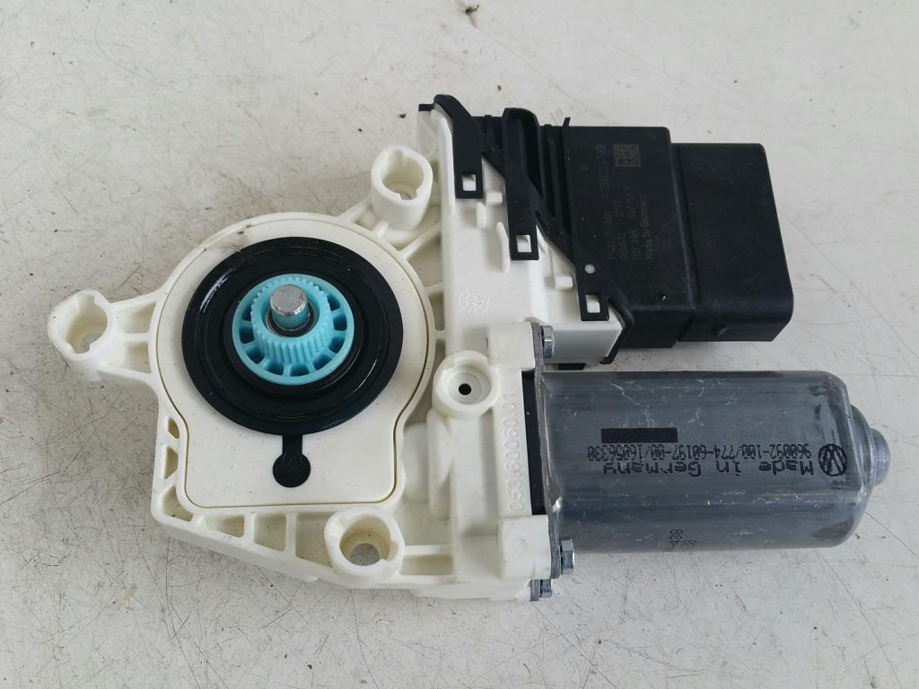 VW Passat 3C Bj.06 original Fensterhebermotor hinten rechts 1K0959704P