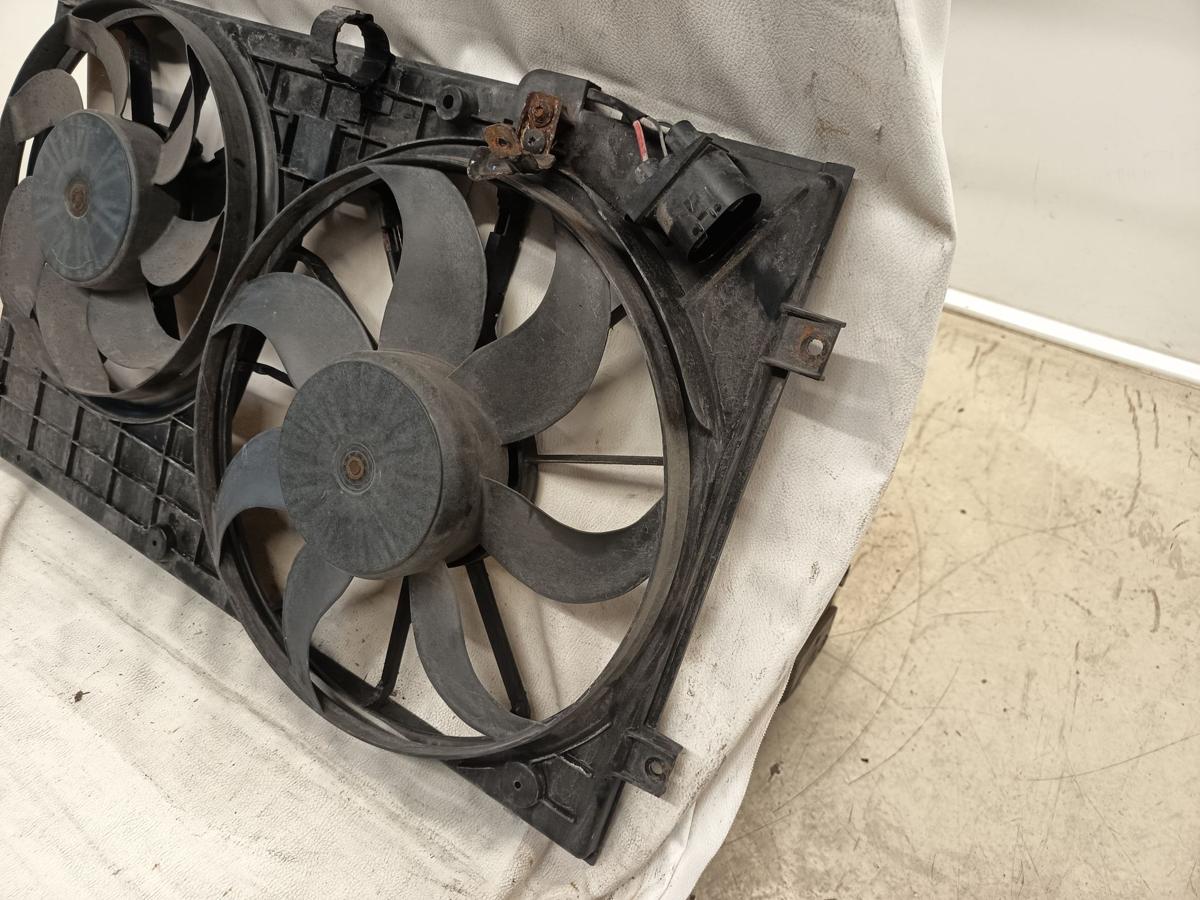 VW Golf V 1K5 Variant Bj 2008 original Elektrolüfter 1,6L 75KW Benzin