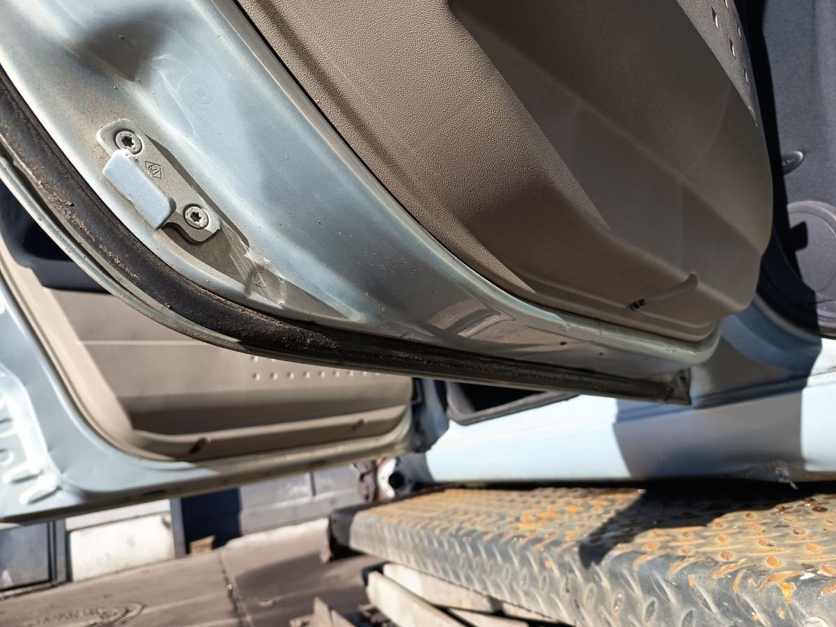 Renault Megane II Grandtour original T&uuml;r hinten links Fond NV632 Bj 2004