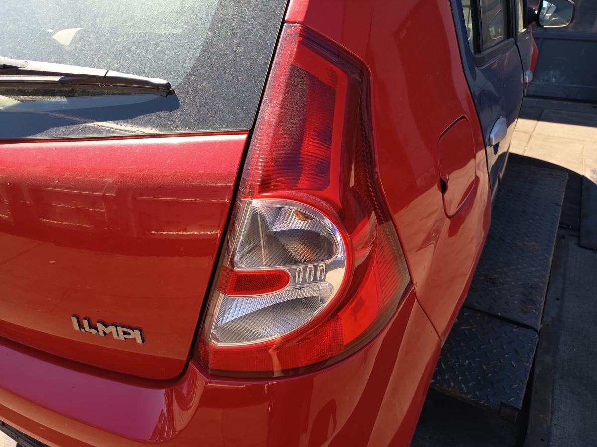 Dacia Sandero original R&uuml;ckleuchte rechts Baujahr 2009