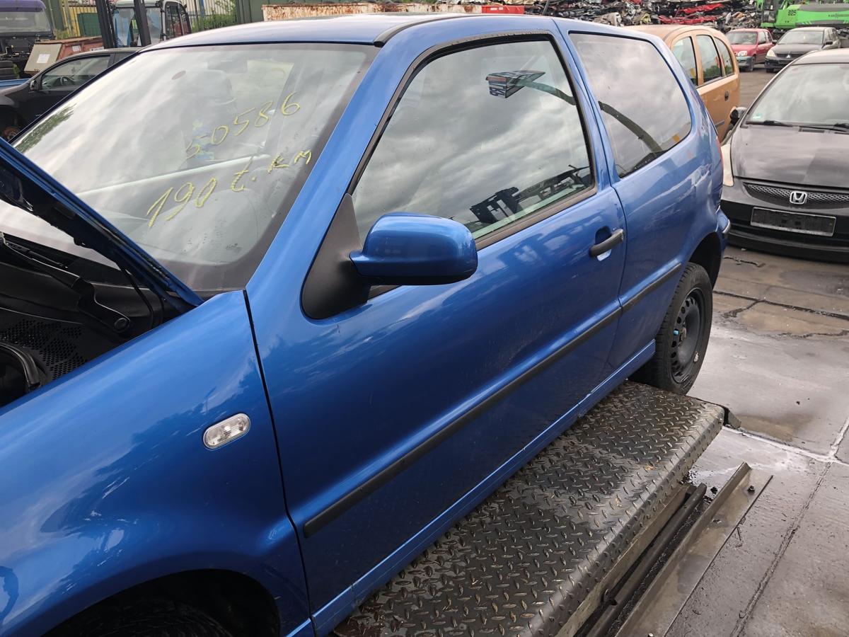 VW Polo 6N2 original Tür links Fahrer A5M Mercatoblau Bj 2001