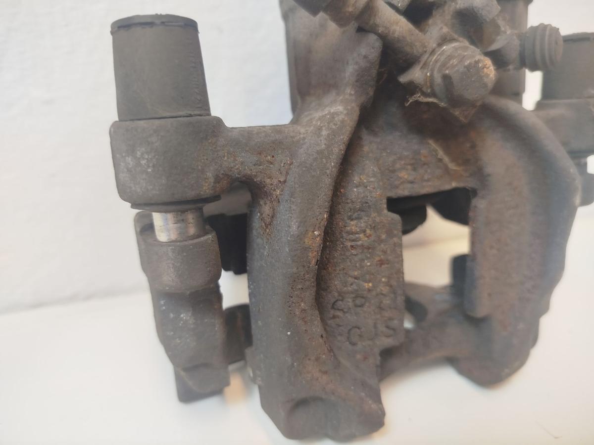 VW Golf Sportsvan AUV Bremssattel hinten links Bremszange elekt Parkbremse 272