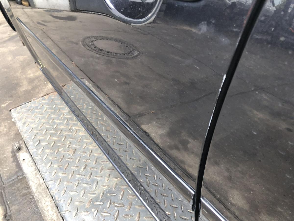 VW Golf V original Tür vorn links Fahrer C9Z Black magic Bj 2008
