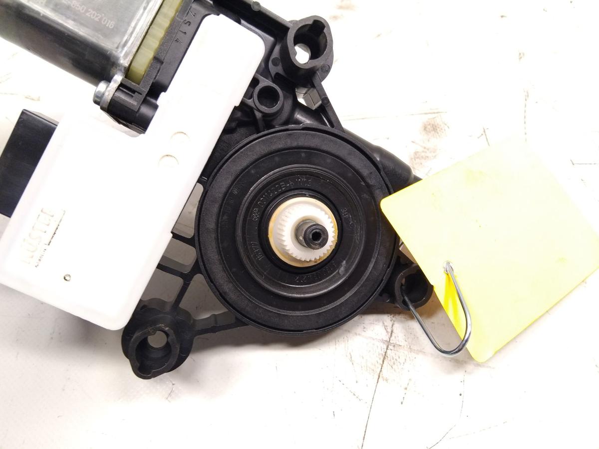 Seat Leon ST 5F original Fensterhebermotor hinten rechts 5Q0959408A Bj.2019