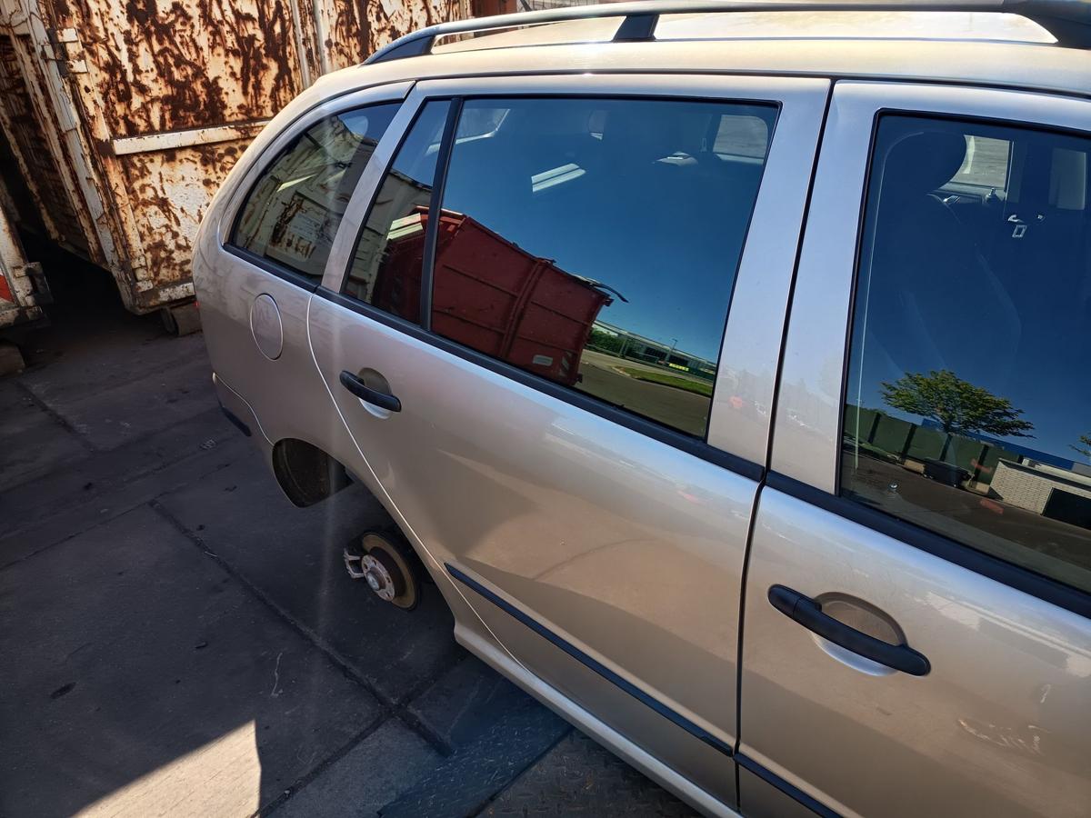 Skoda Fabia 6Y Kombi original T&uuml;r hinten rechts 9201 Sahara Beige Bj 2004