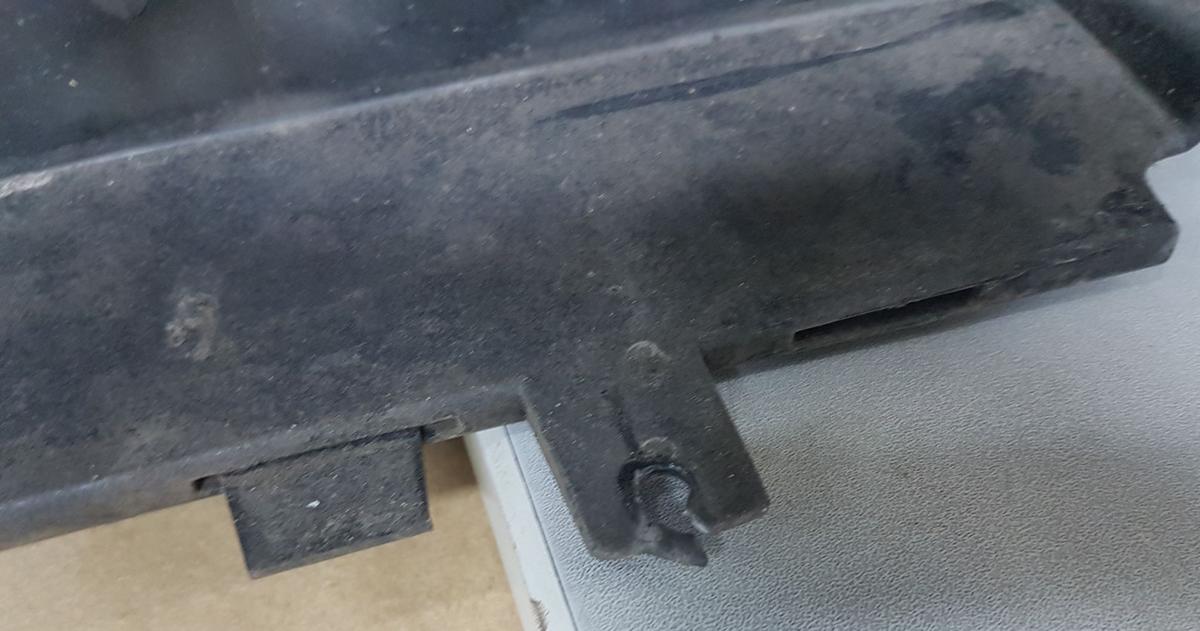 Peugeot 407 Stoßstange Stoßfänger vorn in EXL Obsidianschwarz Bj2006