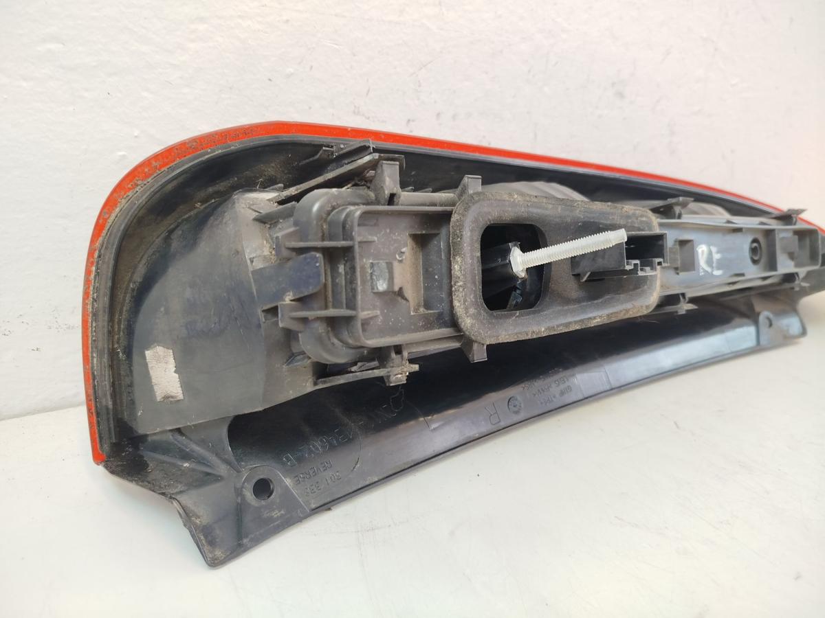 Ford Fusion JU2 R&uuml;ckleuchte rechts R&uuml;cklicht Heckleuchte OEM 2002 bis 2005