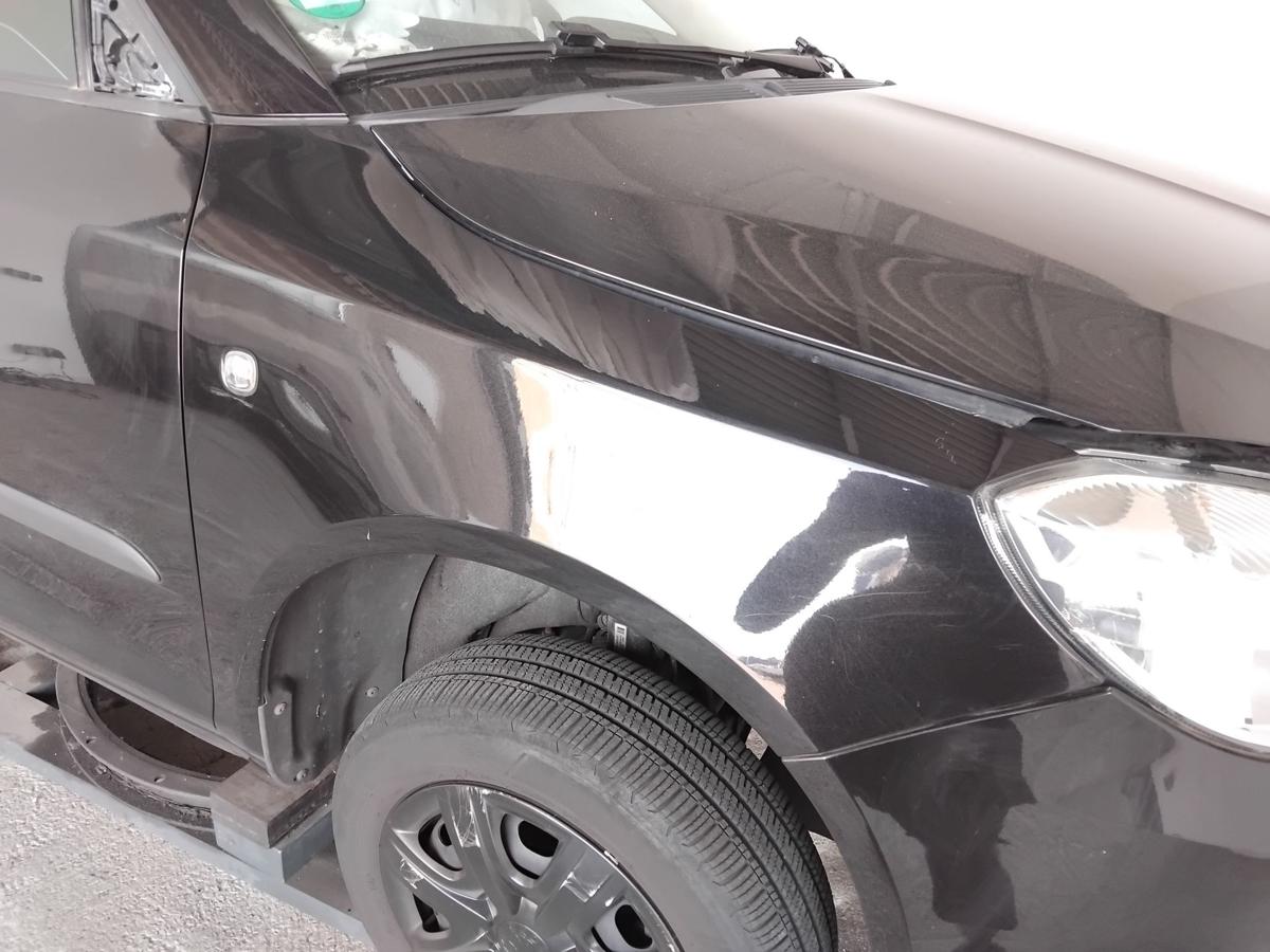 Skoda Fabia 2 5J Facelift original Kotfl&uuml;gel vorn rechts LF9R Blackmagic BJ2011