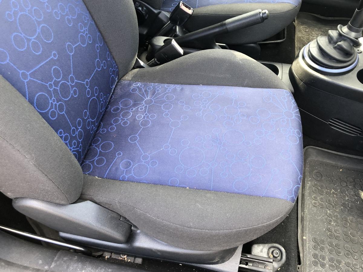 Ford Fiesta JD JH MK6 Sitz vorn rechts Beifahrersitz 3 t&uuml;rer Stoffsitz Autositz