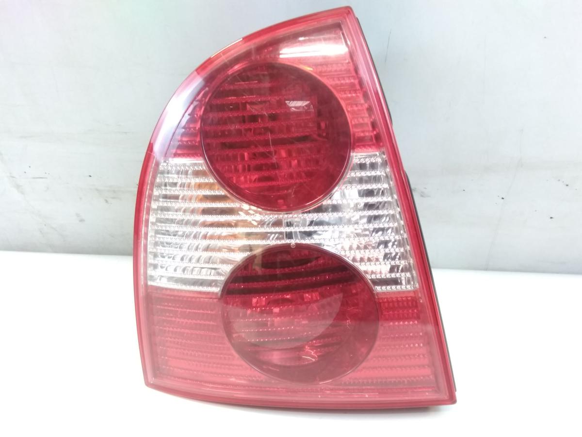 VW Passat 3BG Limousine original Rückleuchte Heckleuchte links Bj.2001