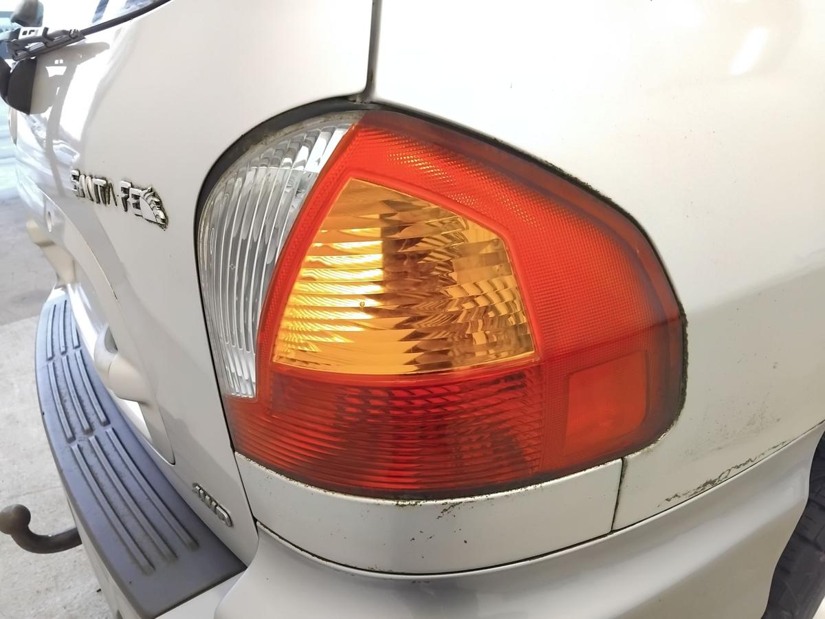 Hyundai Santa Fe SM original Rückleuchte Schlussleuchte rechts BJ2003