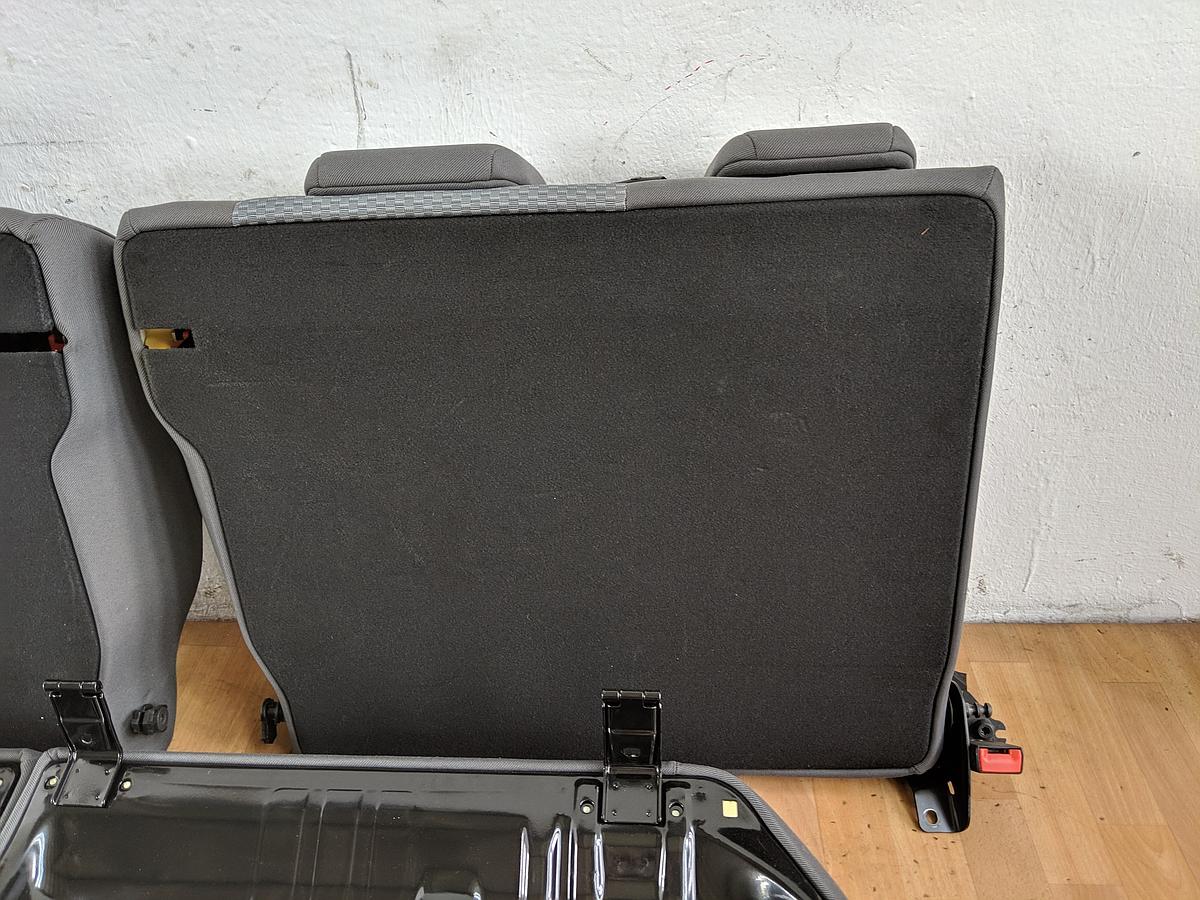 Ford Focus Turnier DA3 04-07 R&uuml;cksitzbank R&uuml;cksitze Stoff geteilt