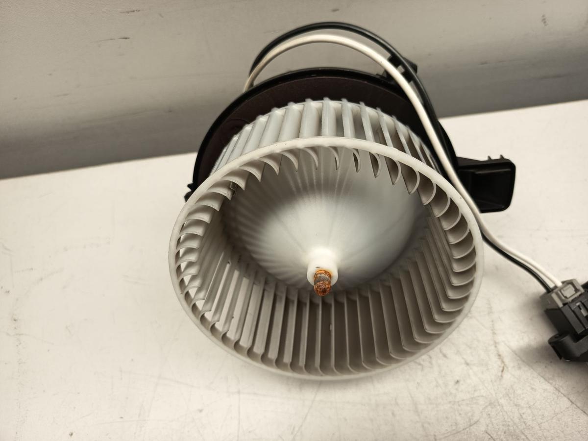 Opel Insignia B original Gebl&auml;semotor Klima AC mit Vorwiderstand 135206208 Bj 19