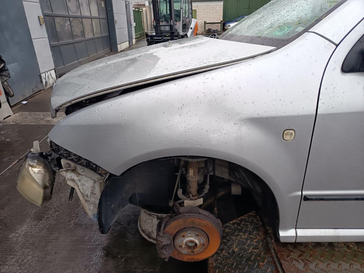 Skoda Fabia I 6Y original Kotfl&uuml;gel links Seitenteil F7T Diamantsilber Bj 2005