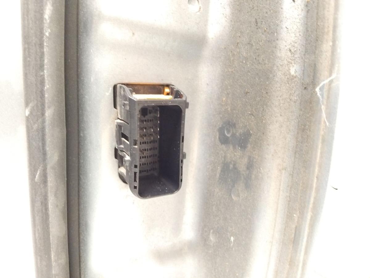 Opel Meriva B original T&uuml;r vorn links Fahrert&uuml;r silberseemetallic GEV BJ2010