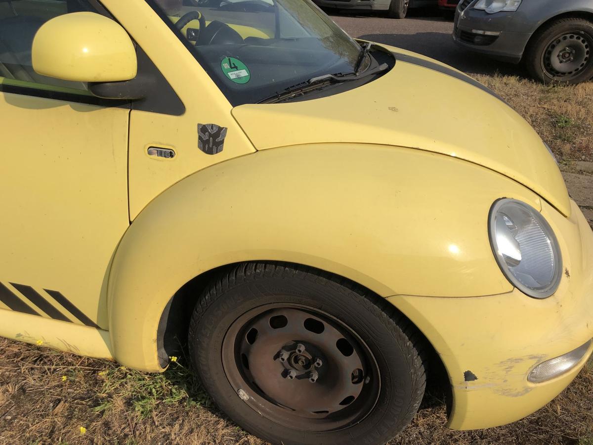 VW New Beetle 9C Kotflügel Fender vorn rechts Seitenteil LD1B Yellow Plastik