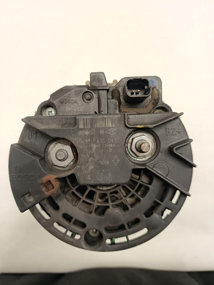 Dacia Sandero original Lichtmaschine 98A 1.4 55kW 8200660040 0124415041