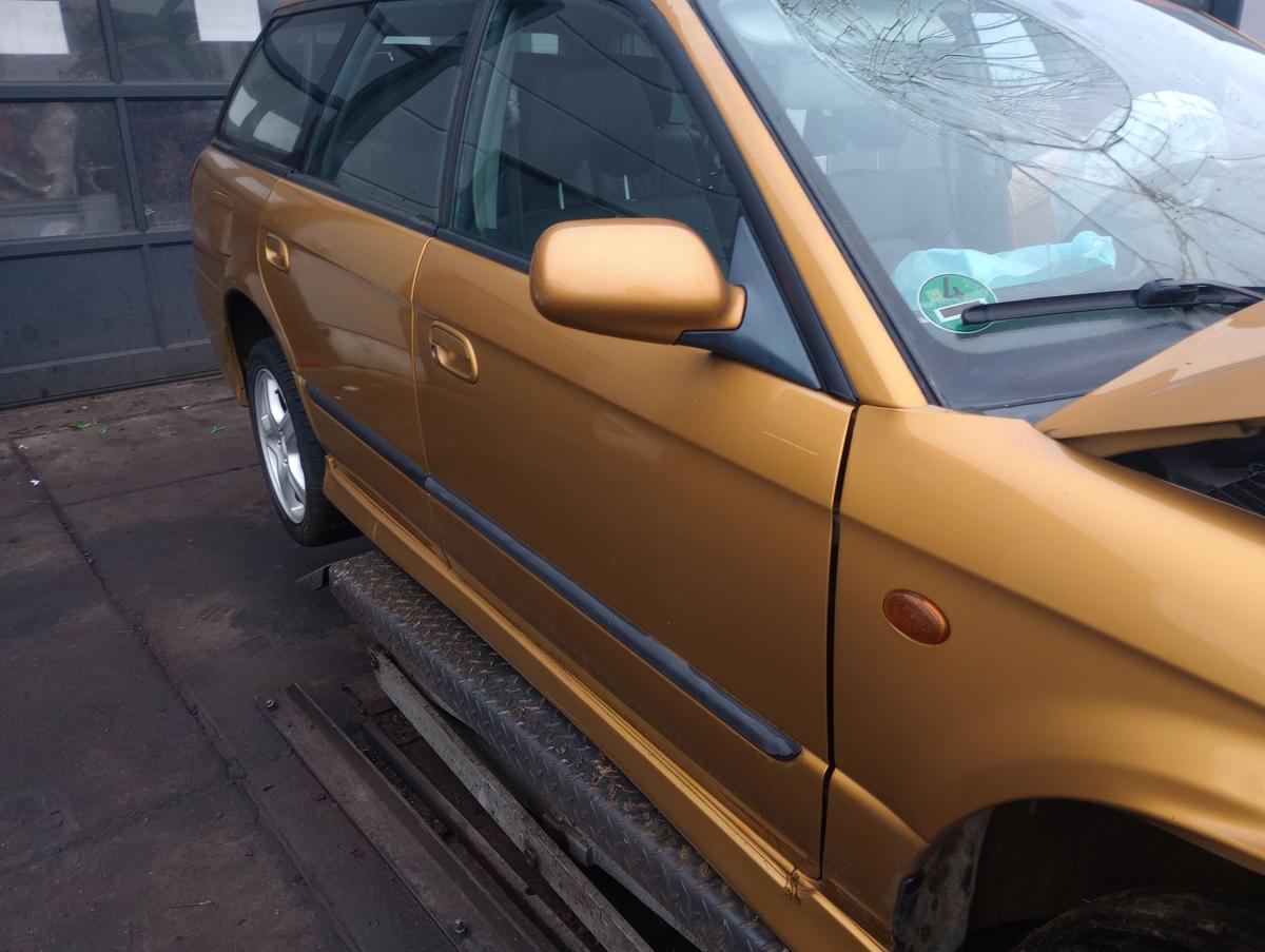 Subaru Legacy 3 original Tür vorn rechts Beifahrer 82H Savannegold Bj 1999