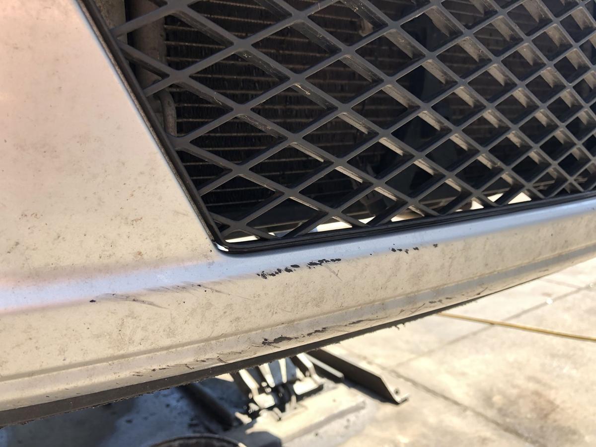 Mazda 5 original Stoßstange Fänger vorn/Front 22V Satinsilber Bj 2006