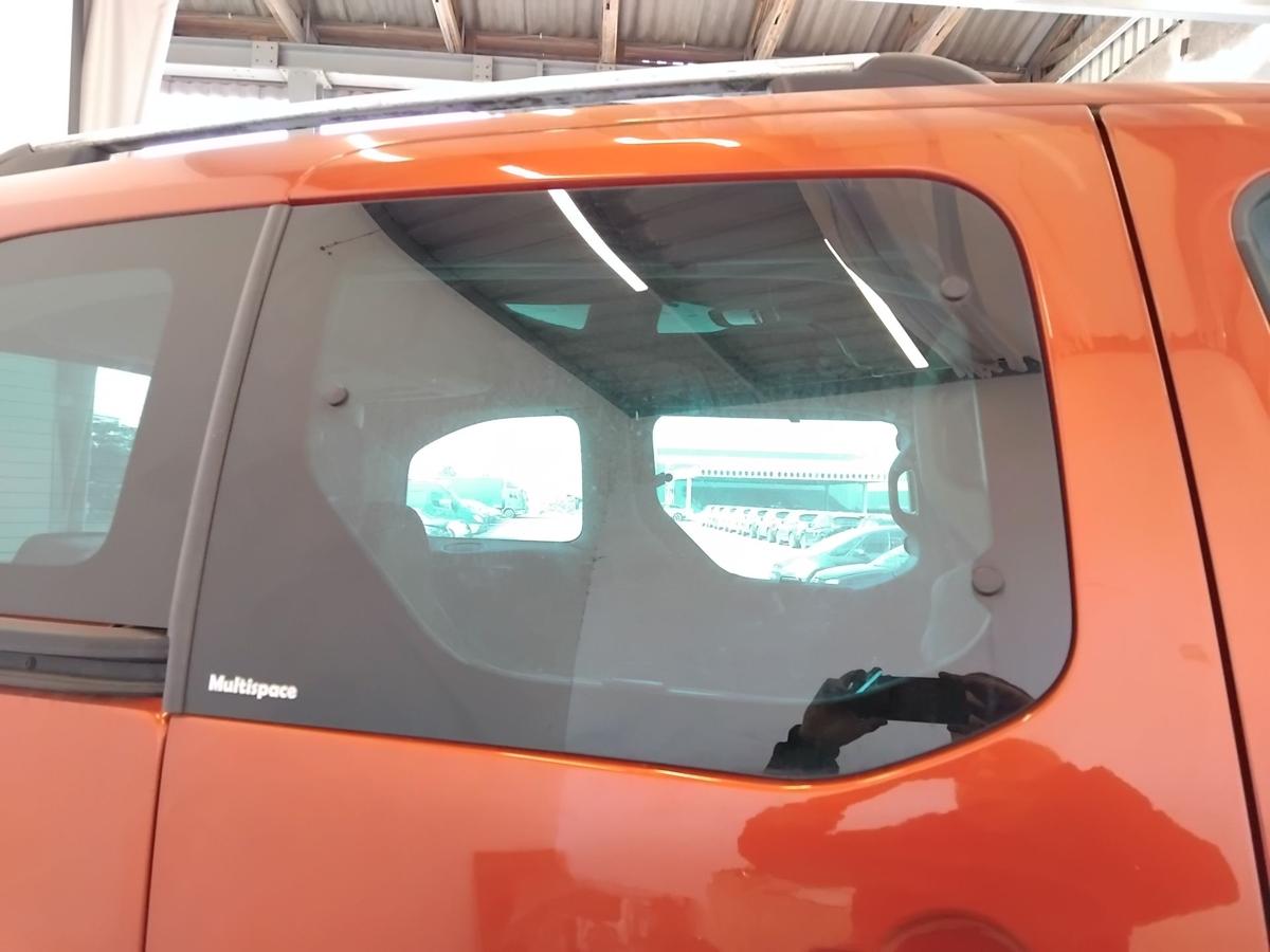 Citroen Berlingo 2 Schiebet&uuml;r rechts EKQ luziferrot besch&auml;digt BJ2010