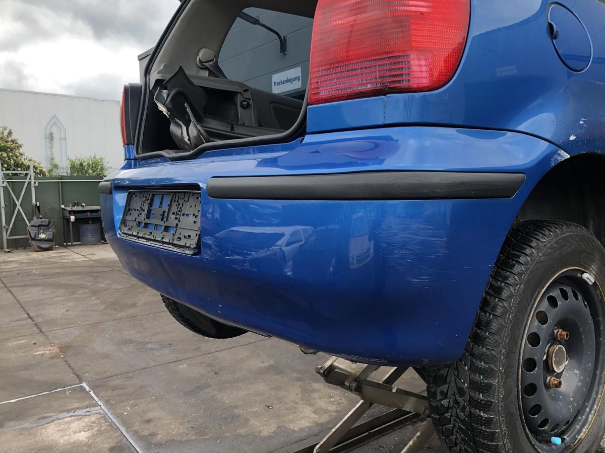 VW Polo 6N2 original Stoßstange Fänger hinten/Heck A5M Mercatoblau Bj 2001