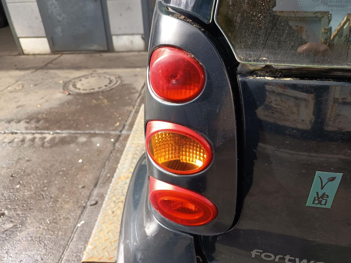 Smart Fortwo original R&uuml;ckleuchte links Facelift Baujahr 2006