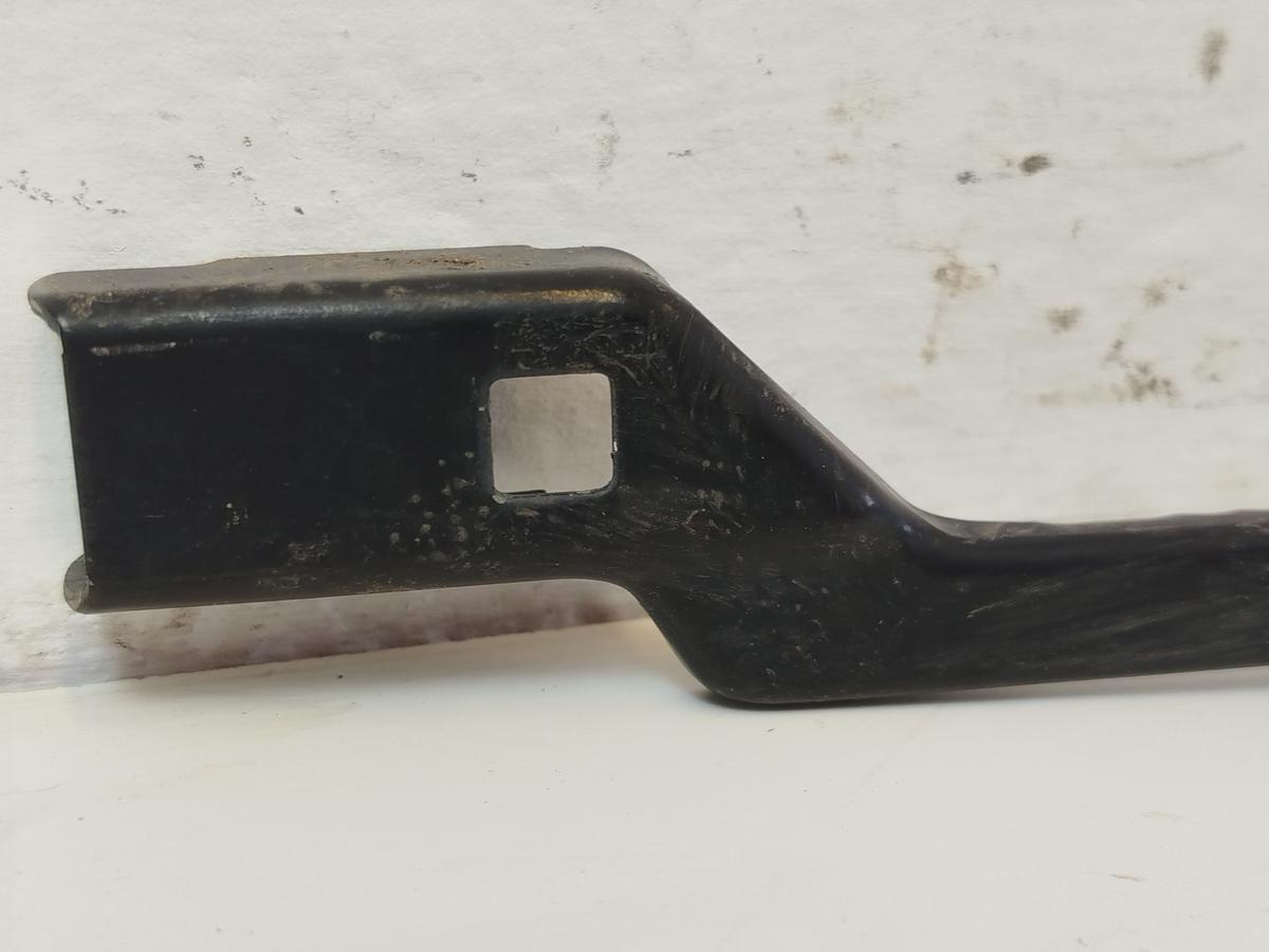 Peugeot 2008 I CU Wischerarm vorn links Scheibenwischerarm Fahrerseite OEM