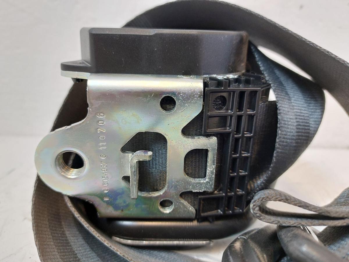 Skoda Yeti 5L Sicherheitsgurt Gurt Anschnallgurt vorn rechts Beifahrerseite OEM
