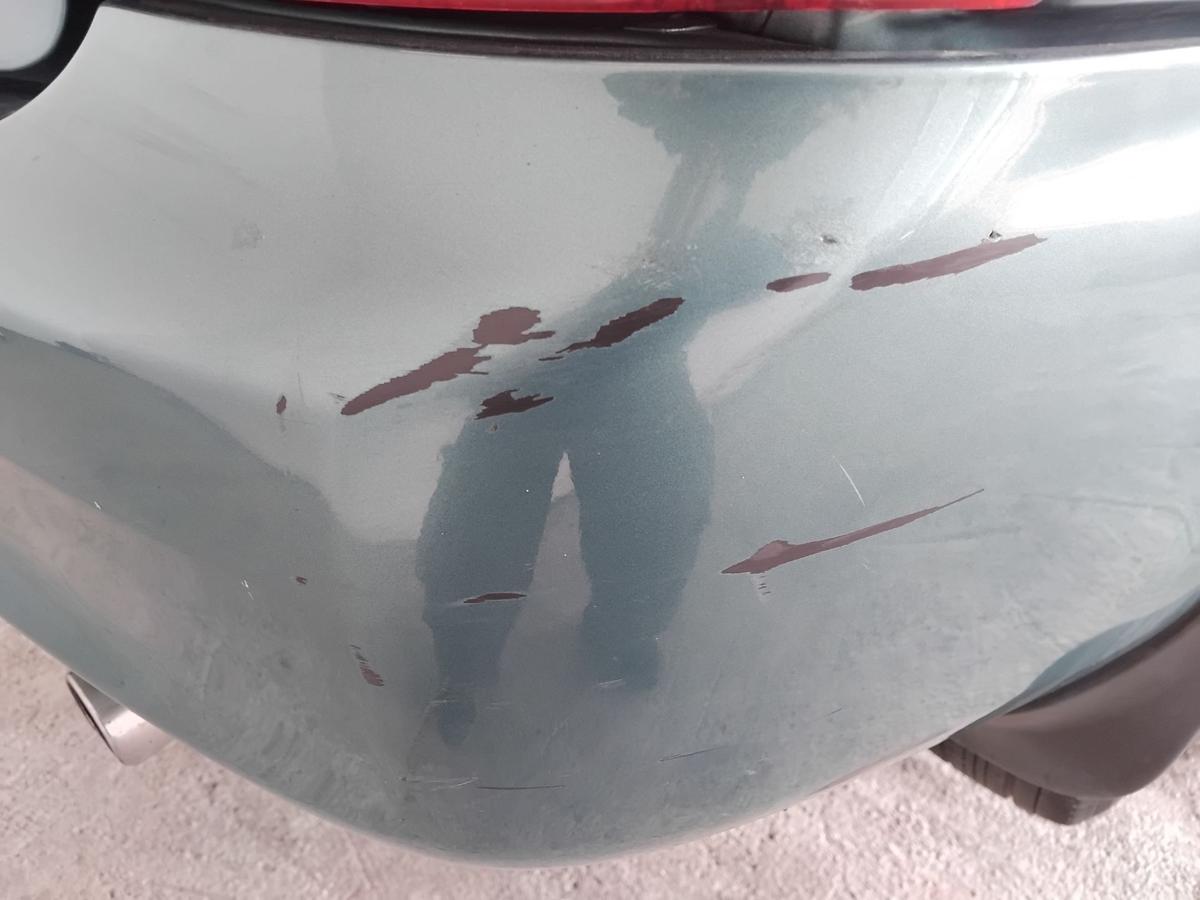 Mazda 323 F BJ Flie&szlig;heck orig Sto&szlig;f&auml;nger Sto&szlig;stange hinten BJ2001 23G orient green pearl