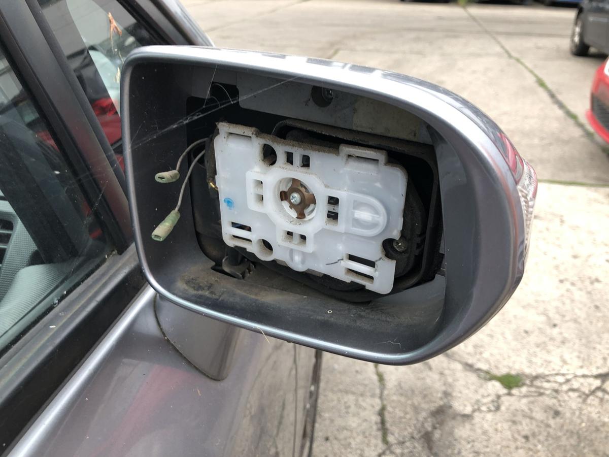 Honda Jazz Typ GD Au&szlig;enspiegel rechts Spiegel elektrisch Blinker NH642M silver