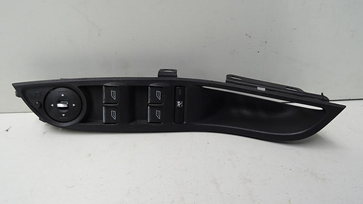 Ford Focus III Bj2011 Schalter Fensterheber vorn links 3S010020922 Fensterlock Anklappfunktion Spiegel