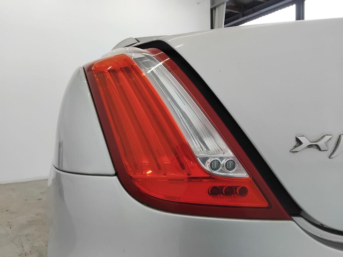 Jaguar XJ X351 original Rückleuchte Heckleuchte Schlussleuchte links BJ2011