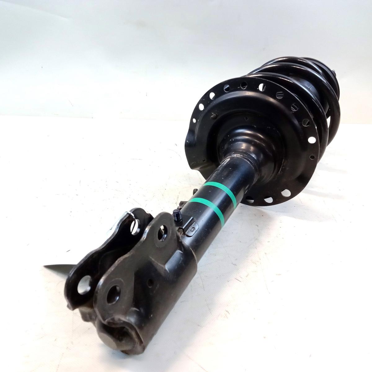 Mitsubishi Eclipse Cross original Federbein rechts vorn 2.4 72kw 4B12 Plug-IN-Hybrid