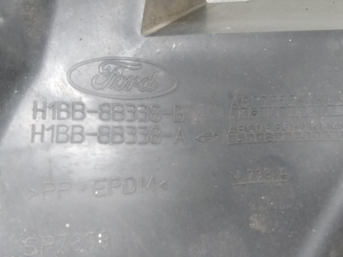 Ford Fiesta HJ HF original Plastik-Luftführung vorn oben und unten Bj.2017