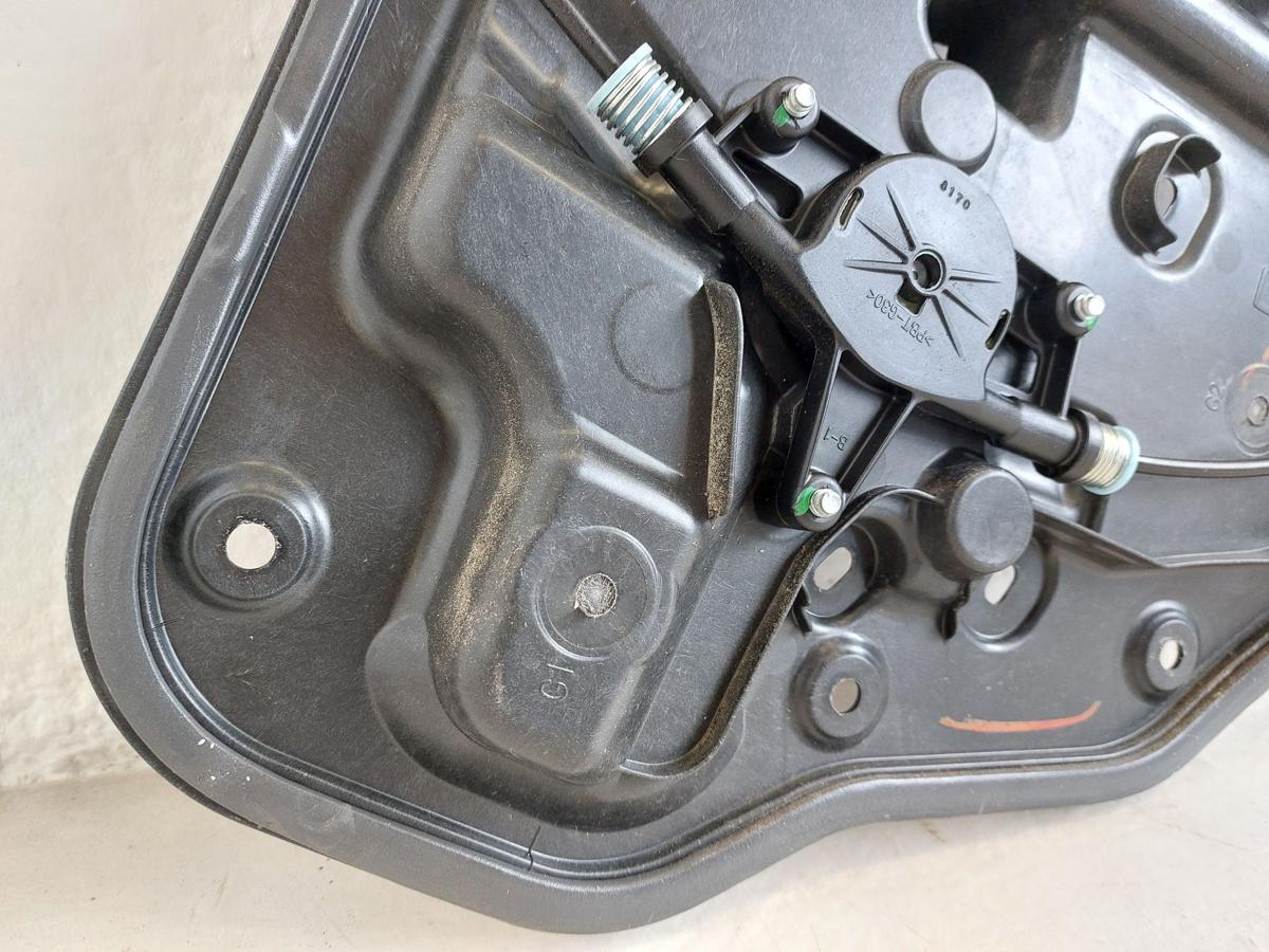 Mazda 2 Typ DJ Fensterheber hinten links elektrisch Motor Mechanik Grundplatte
