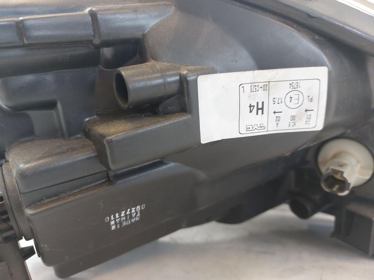 Nissan Micra K13 Scheinwerfer Hauptscheinwerfer vorn links Kratzer Streuscheibe